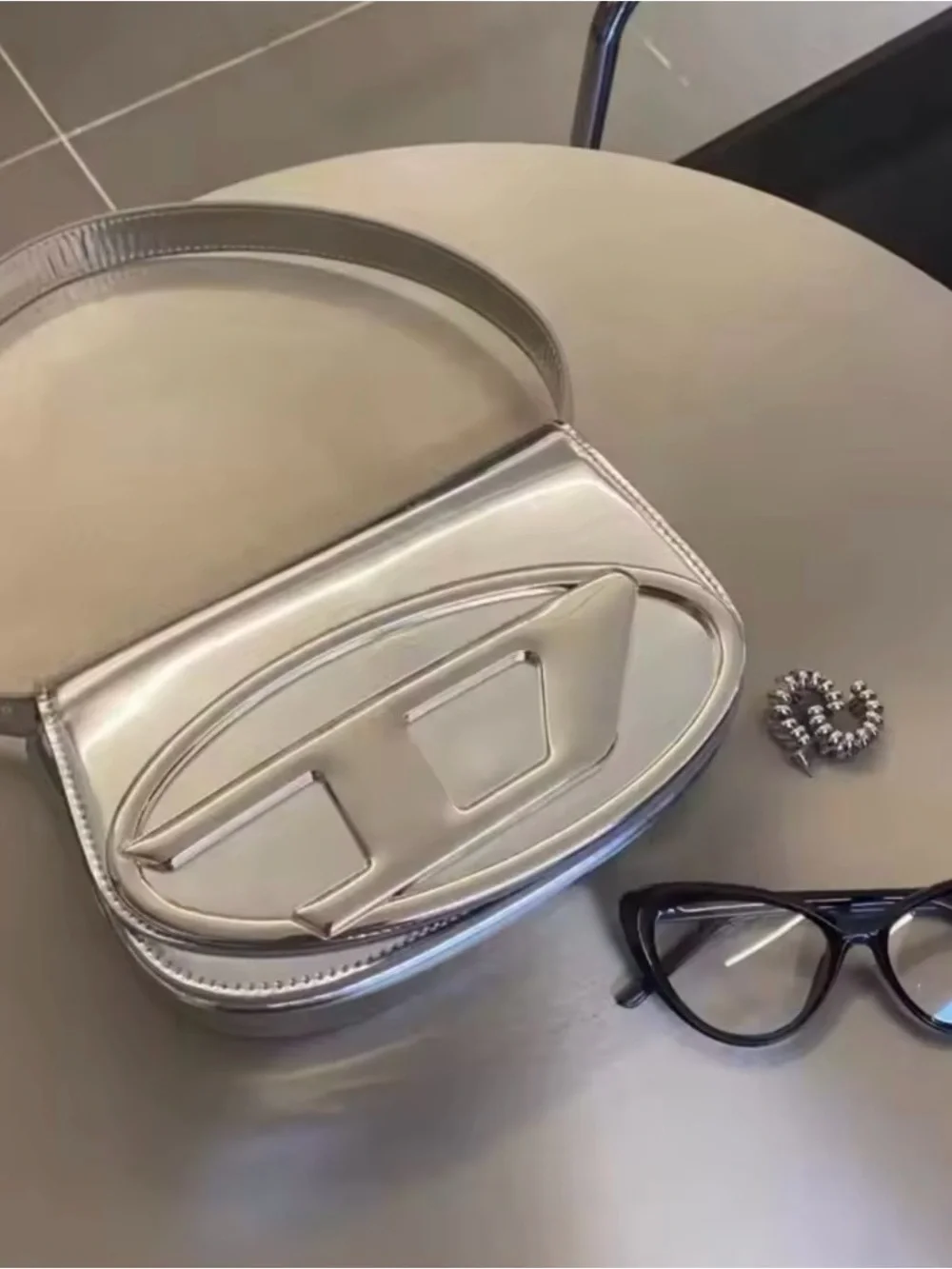 Women's Metallic Silver Shoulder Bag